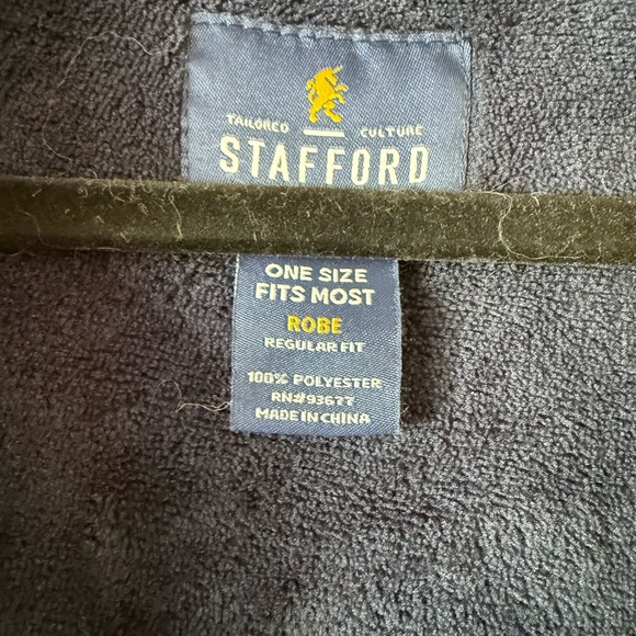 Men’s Navy Blue Robe - Picture 3 of 3